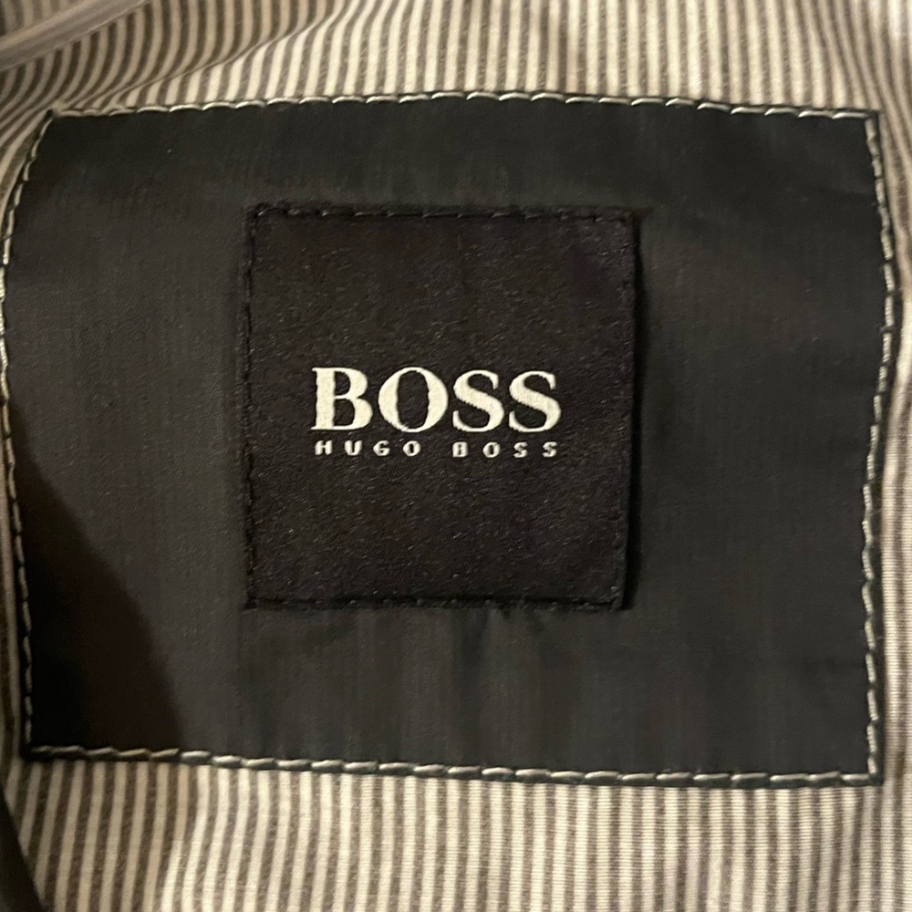 BOSS by Hugo Boss Charcoal Gray 2 button Blazer with White Stitching. Size 44R - Picture 10 of 15